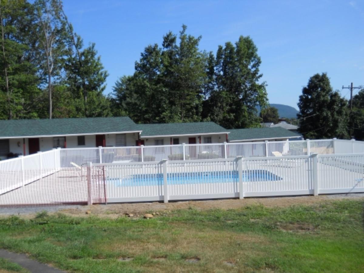 Hillside Motel Lake George Kültér fotó